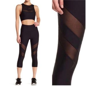 ⭐️Clearance SALE ~ Price Firm⭐️ C&C California Mesh Panel Leggings in Black NWT